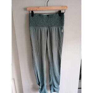 Free people movement Good Karma leggings ruched high-waisted band ankle comfy